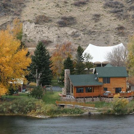 River'S Bend Lodge Cascade ภายนอก รูปภาพ
